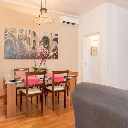 Colosseum Roomy Apartment Rome Exterior photo