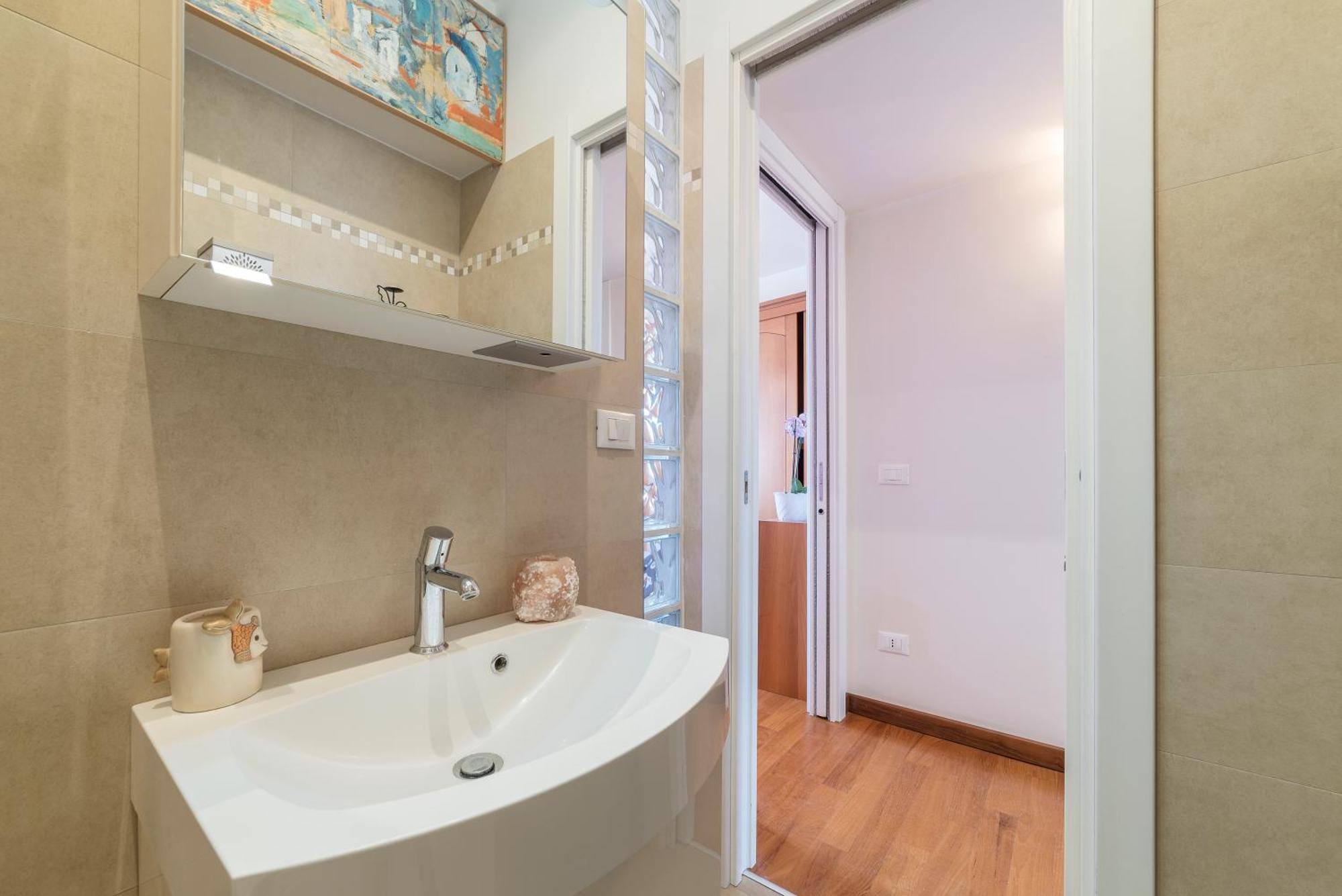 Colosseum Roomy Apartment Rome Exterior photo