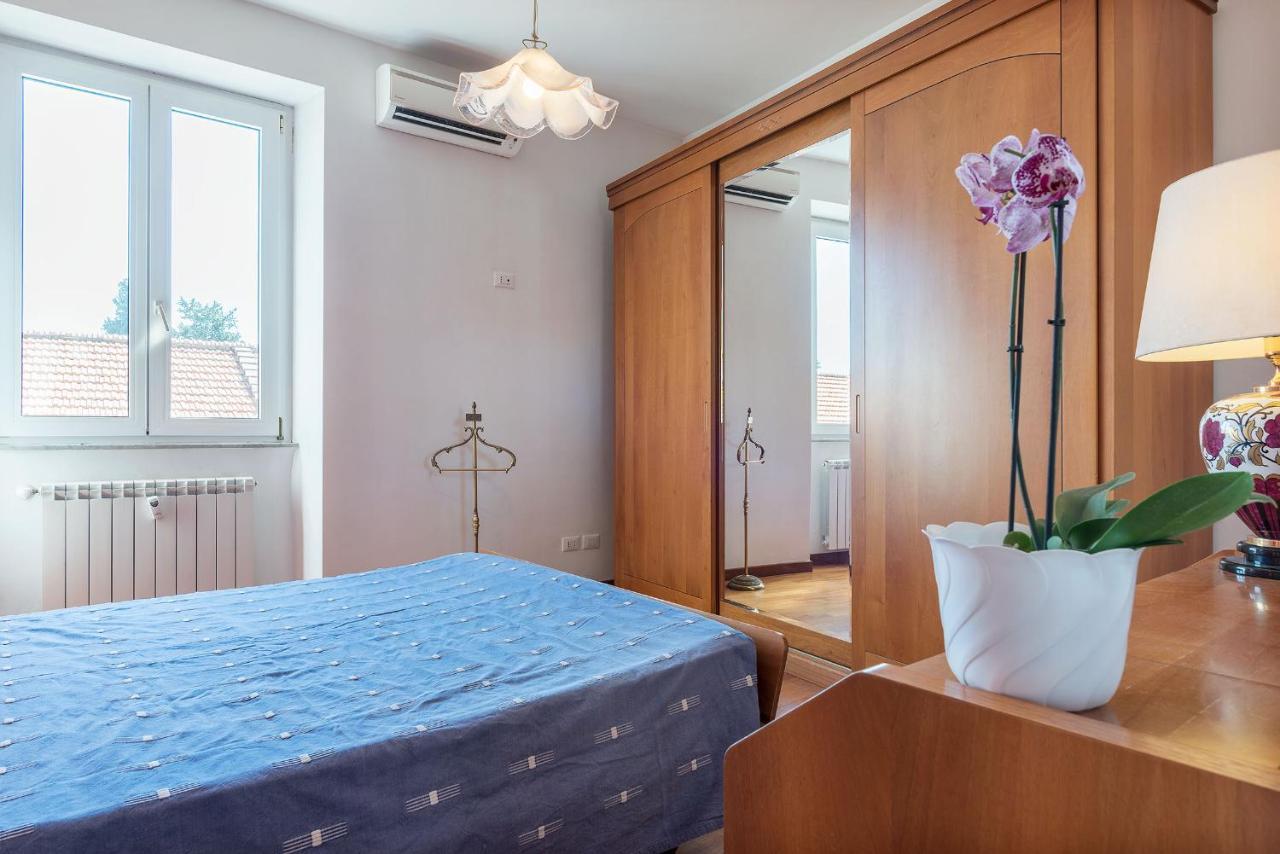 Colosseum Roomy Apartment Rome Exterior photo