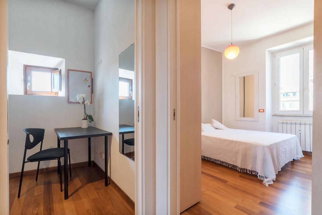 Colosseum Roomy Apartment Rome Exterior photo